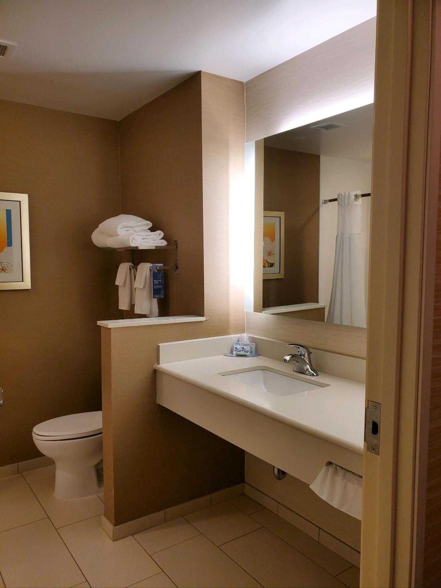 Fairfield Inn & Suites By Marriott Belle Vernon Esterno foto